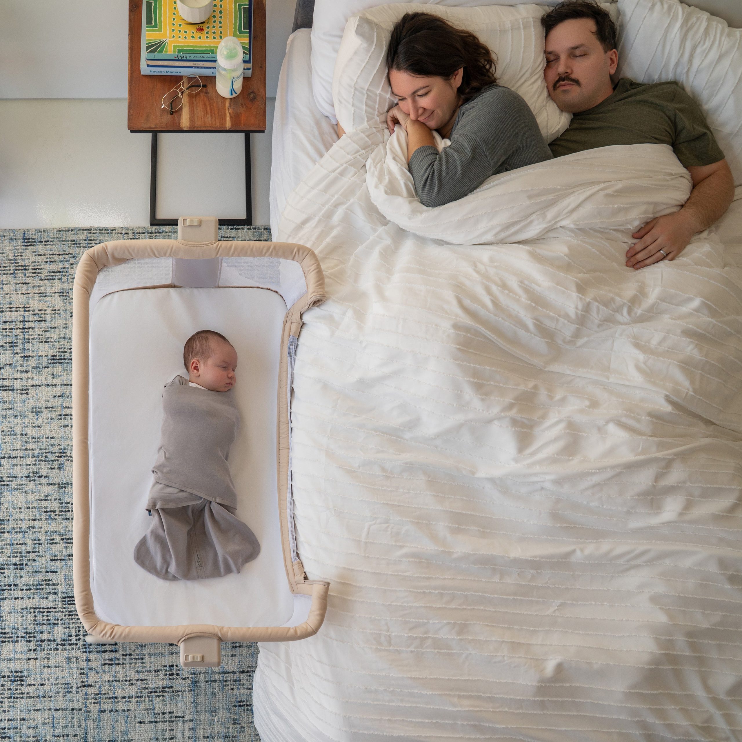 2-in-1 Bedside BassiNest Sleeper - Image 2