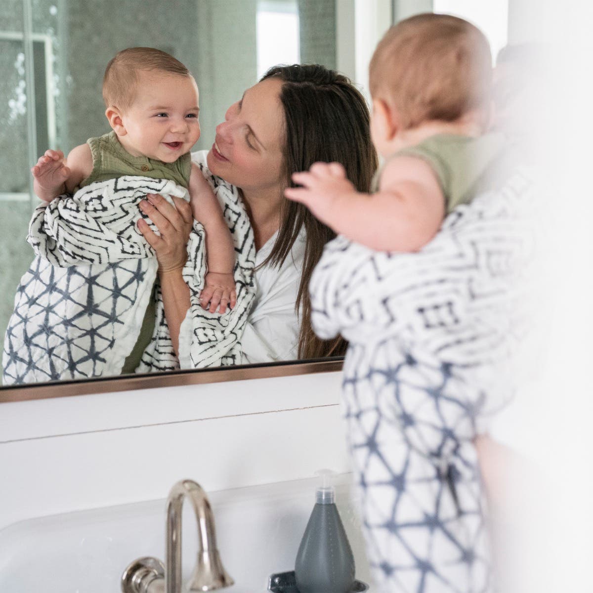 boutique silky soft muslin dream blanket - Image 3